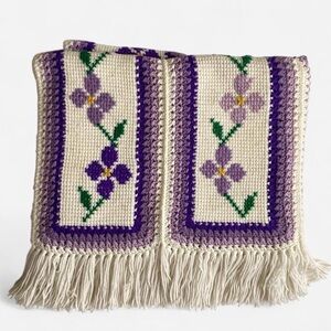 Vintage white violet floral crochet knit handmade throw blanket